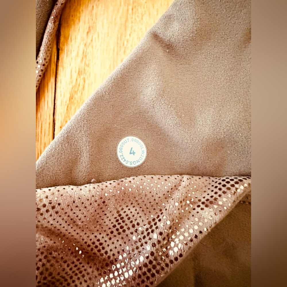 Lululemon Align Bra Shine Diamond Dye Misty Shell Cacao Diffuse Dot Foil Size 4 - Picture 8 of 9